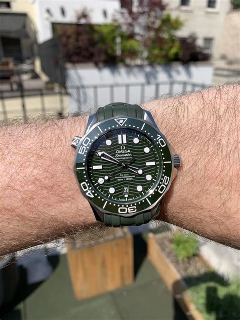 omega green seamaster 300